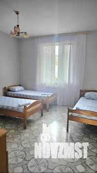 4-к квартира, посуточно, 135м2, 3/3 этаж