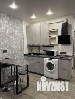 Студия квартира, посуточно, 35м2, 17/21 этаж