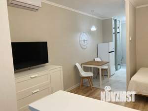 Студия квартира, посуточно, 28м2, 4/10 этаж