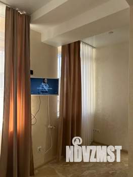 Студия квартира, посуточно, 40м2, 2/5 этаж