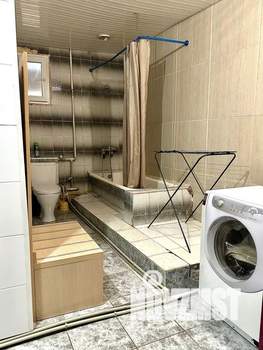 1-к квартира, посуточно, 40м2, 1/3 этаж