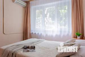 3-к квартира, посуточно, 65м2, 2/5 этаж