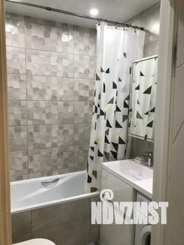 1-к квартира, посуточно, 36м2, 4/25 этаж