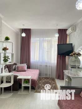 Студия квартира, посуточно, 32м2, 1/6 этаж