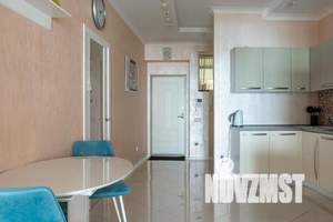 3-к квартира, посуточно, 96м2, 8/23 этаж