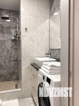 1-к квартира, посуточно, 46м2, 2/18 этаж