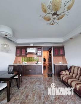 Студия квартира, посуточно, 50м2, 1/16 этаж