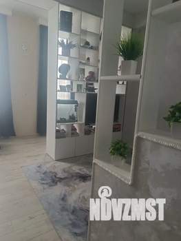 Студия квартира, посуточно, 40м2, 8/8 этаж