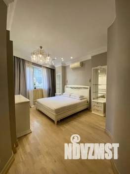 4-к квартира, посуточно, 150м2, 1/5 этаж