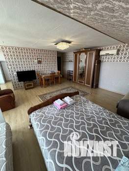 1-к квартира, посуточно, 40м2, 4/4 этаж