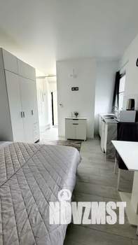 Студия квартира, посуточно, 18м2, 1/3 этаж