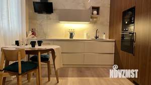 Студия квартира, посуточно, 30м2, 1/18 этаж