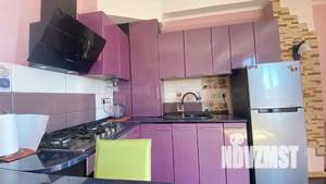 Студия квартира, посуточно, 40м2, 7/8 этаж