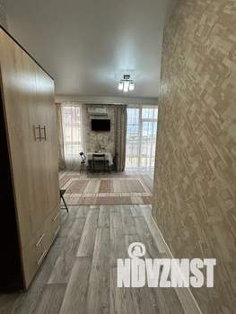 Студия квартира, посуточно, 35м2, 3/3 этаж