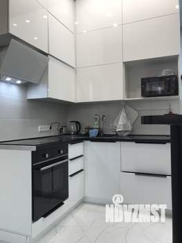 2-к квартира, посуточно, 40м2, 1/11 этаж