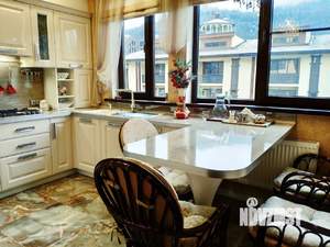 2-к квартира, посуточно, 96м2, 2/5 этаж