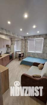 Студия квартира, посуточно, 25м2, 1/7 этаж