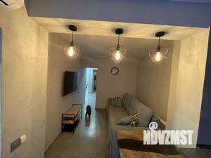 Студия квартира, посуточно, 37м2, 1/6 этаж