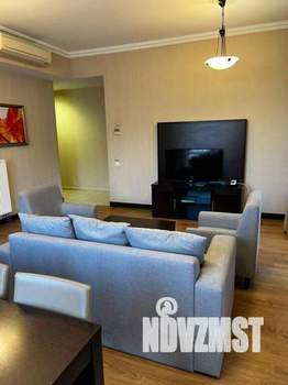 3-к квартира, посуточно, 80м2, 1/1 этаж