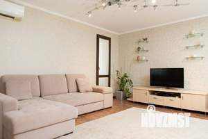 1-к квартира, посуточно, 60м2, 1/1 этаж