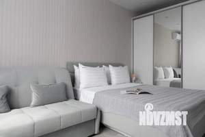 1-к квартира, посуточно, 37м2, 8/13 этаж