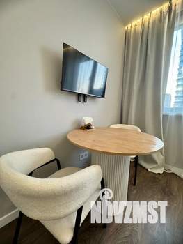 1-к квартира, посуточно, 35м2, 7/17 этаж