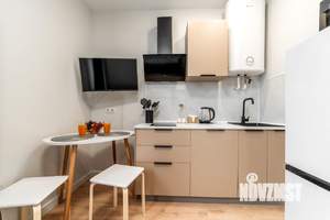 Студия квартира, посуточно, 14м2, 3/4 этаж