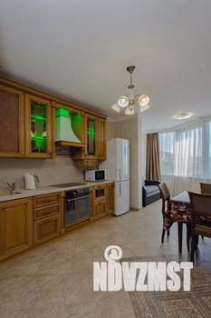 2-к квартира, посуточно, 90м2, 1/1 этаж