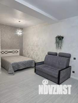 Студия квартира, посуточно, 32м2, 1/3 этаж
