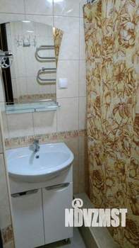 2-к квартира, посуточно, 40м2, 2/5 этаж
