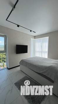 1-к квартира, посуточно, 40м2, 15/19 этаж