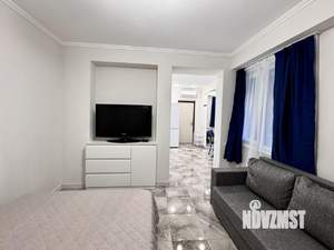 Студия квартира, посуточно, 30м2, 1/3 этаж