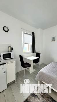 Студия квартира, посуточно, 18м2, 1/3 этаж