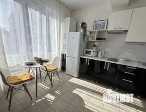 Студия квартира, посуточно, 35м2, 7/12 этаж