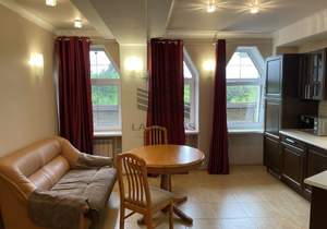 3-к квартира, на длительный срок, 110м2, 2/3 этаж