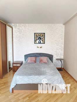 1-к квартира, посуточно, 37м2, 9/9 этаж