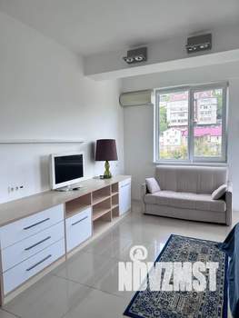 Студия квартира, посуточно, 38м2, 4/5 этаж