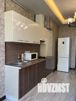 1-к квартира, посуточно, 45м2, 3/6 этаж