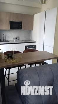 Студия квартира, посуточно, 35м2, 2/15 этаж