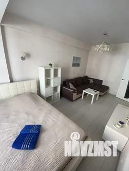 Студия квартира, посуточно, 38м2, 11/12 этаж