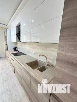 2-к квартира, посуточно, 62м2, 2/16 этаж