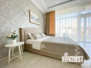 1-к квартира, посуточно, 53м2, 1/1 этаж