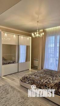 3-к квартира, на длительный срок, 130м2, 3/4 этаж