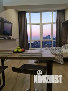 1-к квартира, посуточно, 33м2, 21/21 этаж