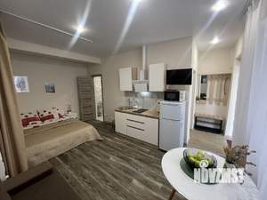 Студия квартира, посуточно, 30м2, 1/3 этаж