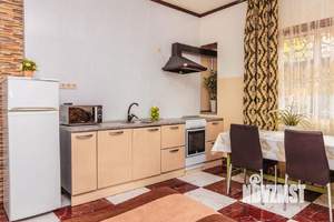 1-к квартира, посуточно, 45м2, 1/1 этаж