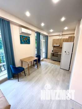 Студия квартира, посуточно, 30м2, 2/4 этаж