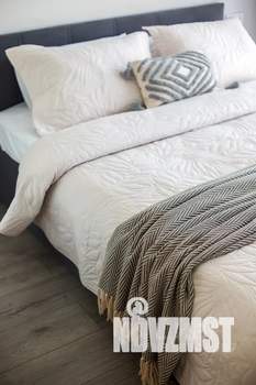 Студия квартира, посуточно, 30м2, 4/20 этаж