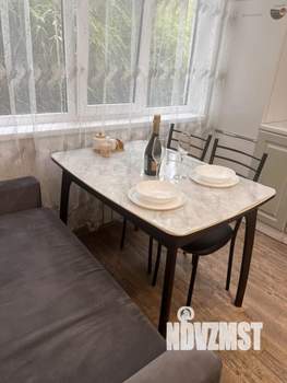 1-к квартира, посуточно, 37м2, 1/1 этаж