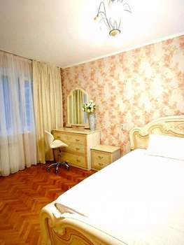 2-к квартира, посуточно, 54м2, 1/1 этаж